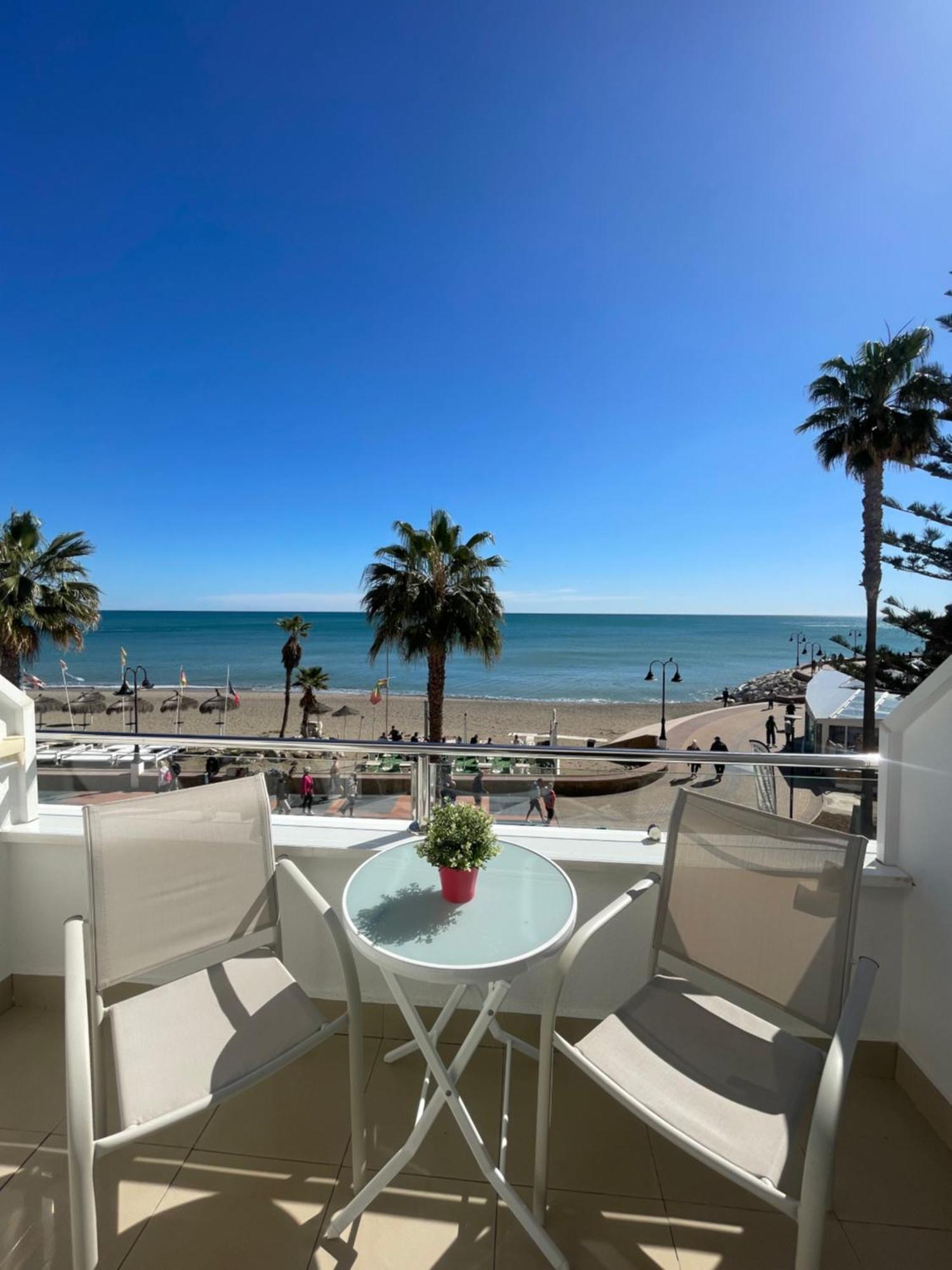 Roca Chica. Studio - First Line Beach Torremolinos Luaran gambar